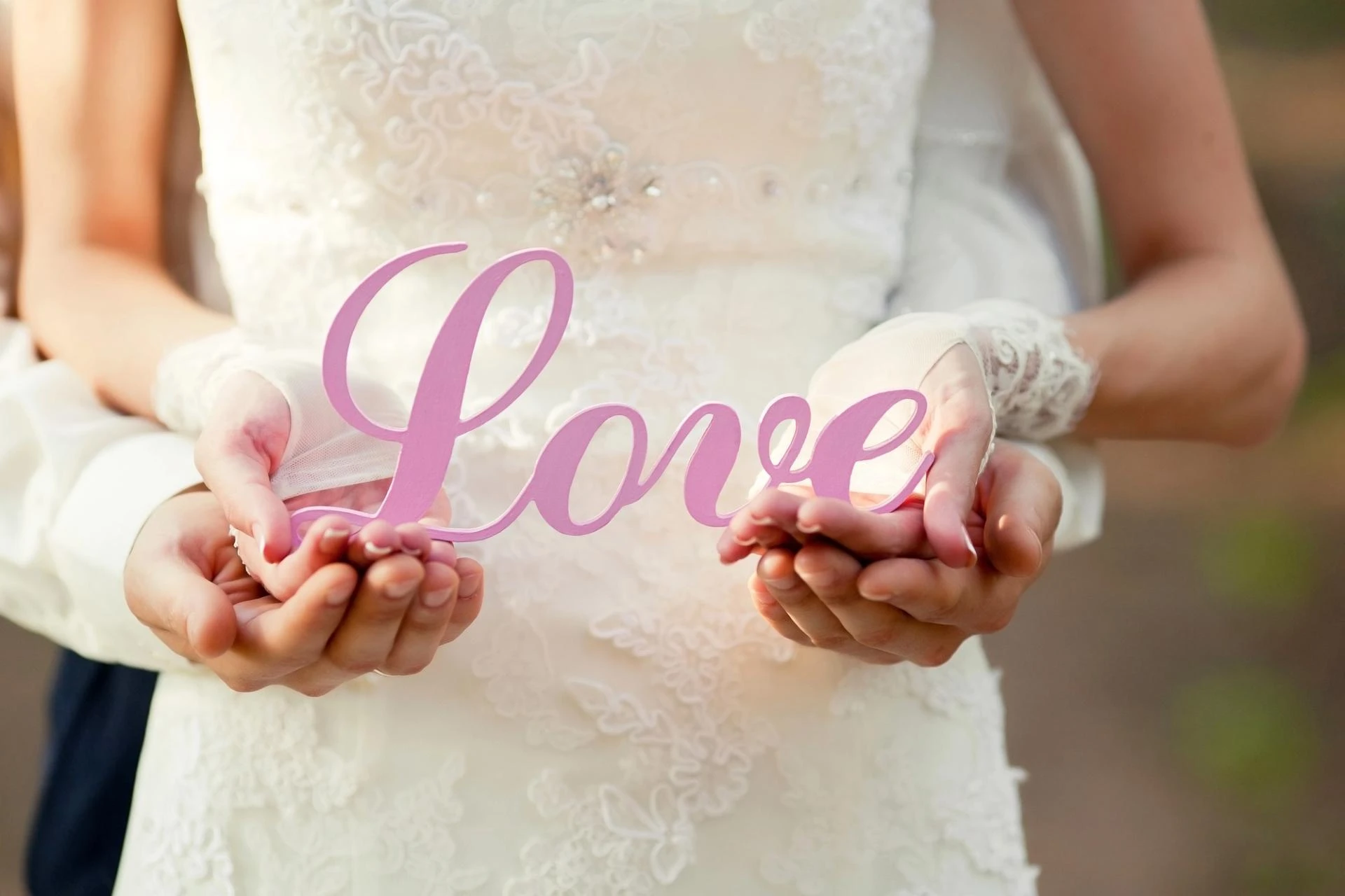 J4L Review: Navigating International Dating in the Digital Age