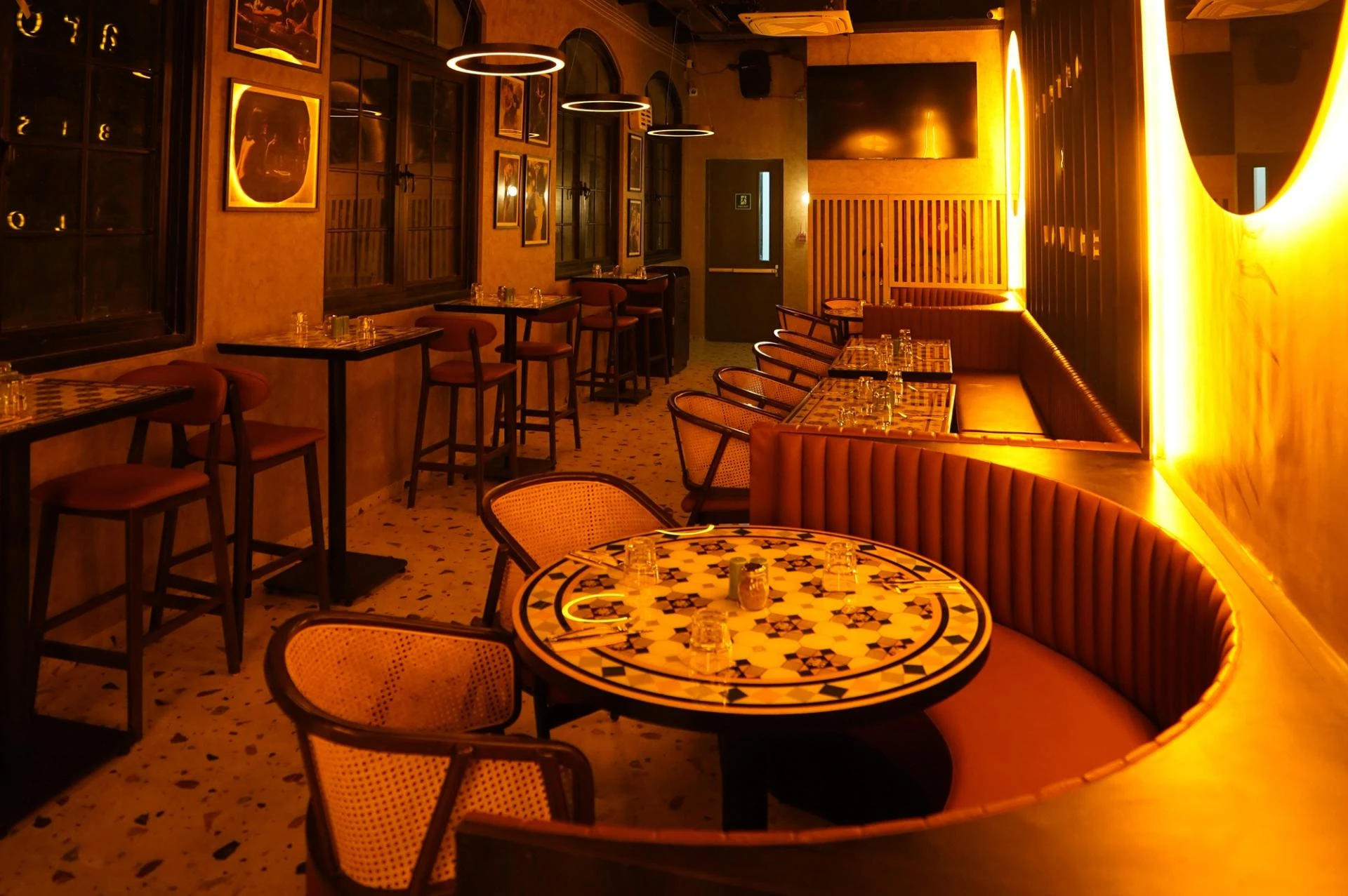 Top Casual Restaurants in Mumbai to Relish the Monsoon Mood