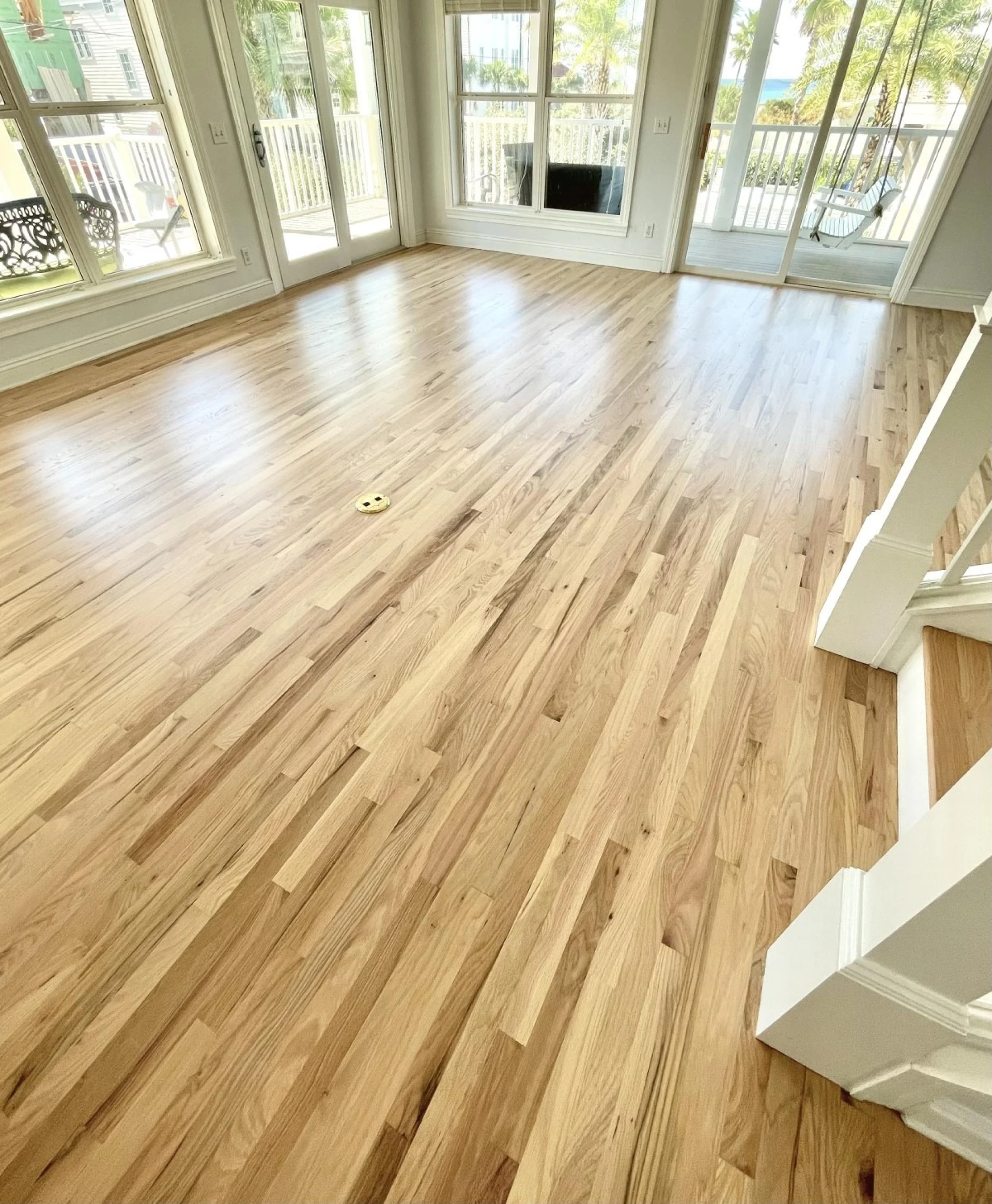 Dustless Floor Sanding vs. Traditional Sanding: What You Need to Know