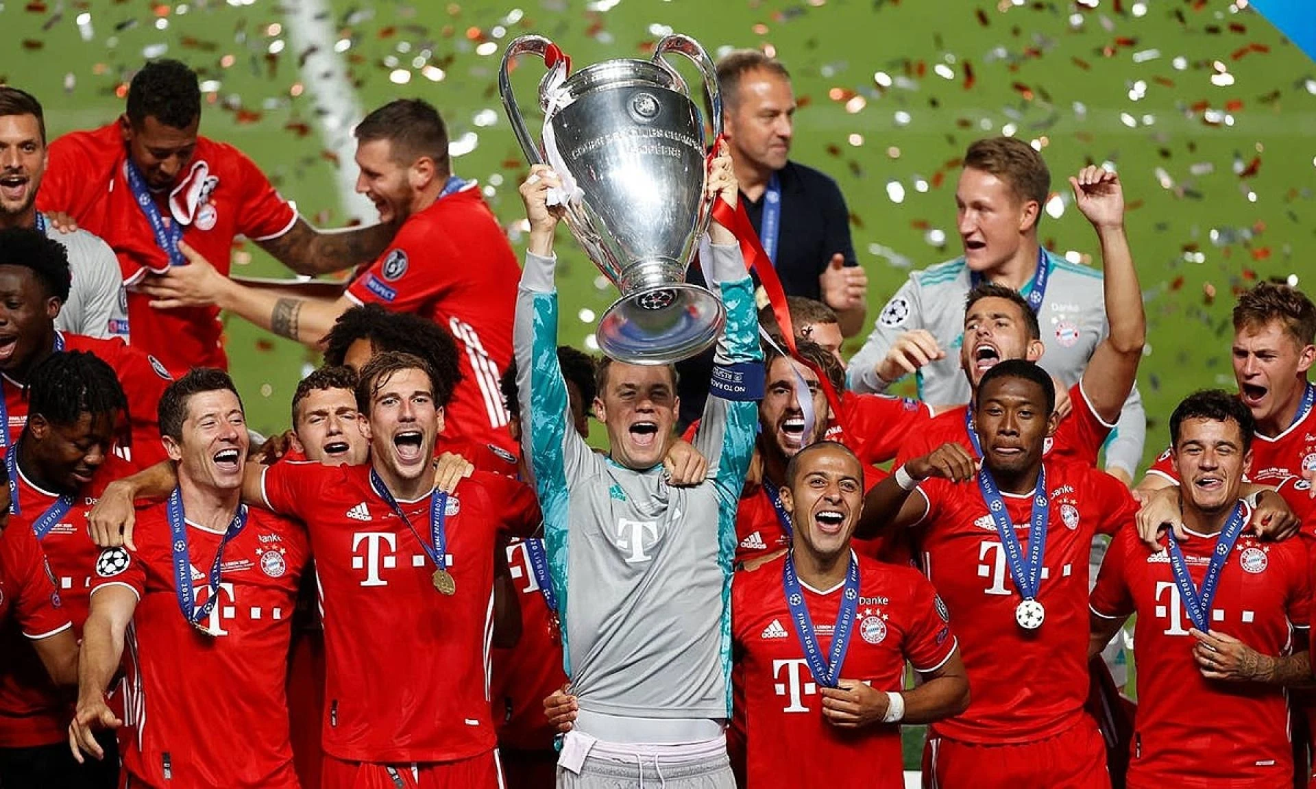 Top 5 doi nhan tien thuong vo dich C1 khung nhat