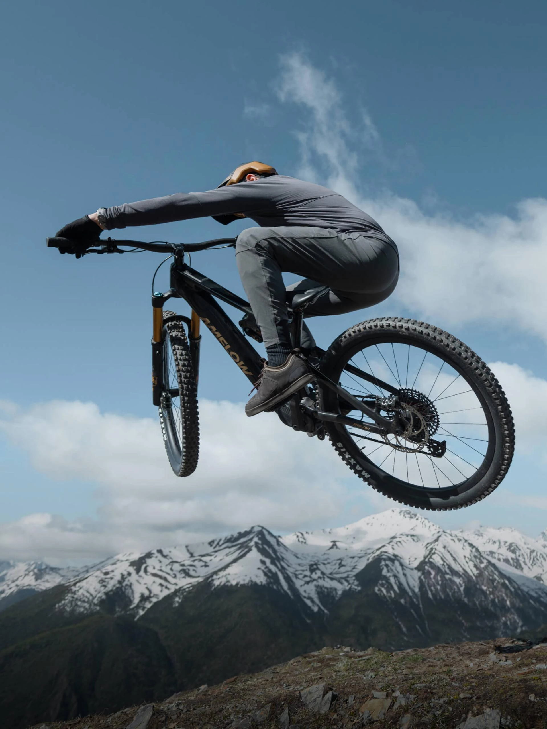 Your Guide to Electric Mountain Bikes: Power Up Your Trail Adventures