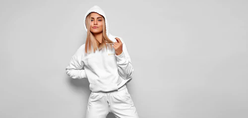 The Rise of the Oversized Graphic Tee in Sustainable Streetwear