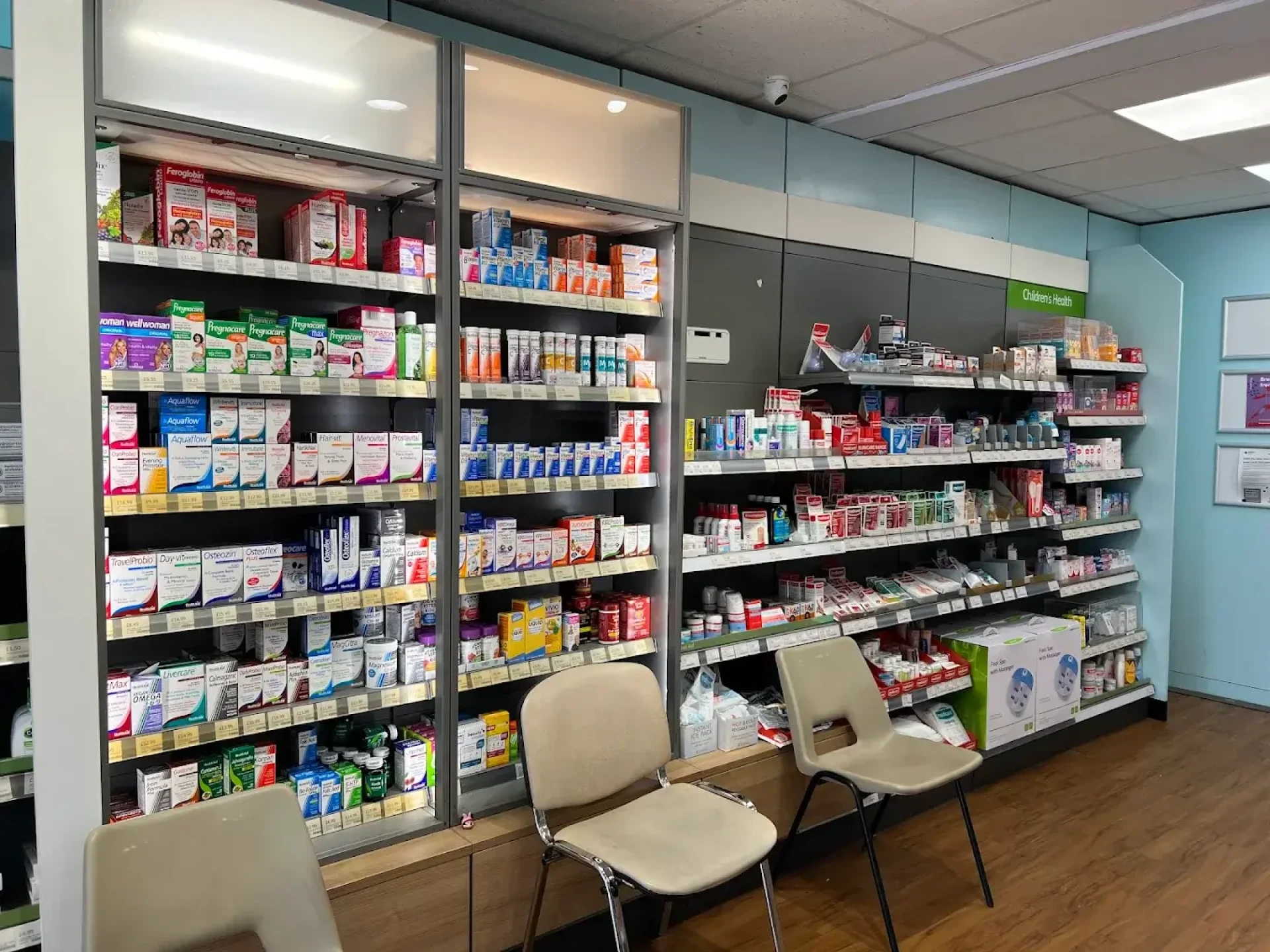 NHS Pharmacy Services at Icon Pharmacy Chigwell: What’s Available Near YouTitle