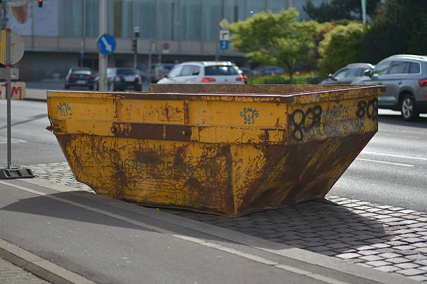 Why Homeowners Choose Dumpster Rental in Columbus Ohio for Cleanups?