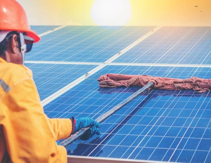 The Smart Homeowner's Guide to Solar Panel Cleaning: Professional Services vs. Robotic Cleaners