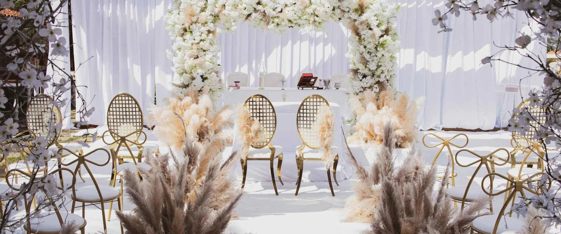 How to Elevate Your Wedding Reception with Dance Floors and Staging Rentals in Austin