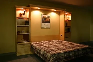 Queen Murphy Bed Bedding Guide: Sheets That Stay Put