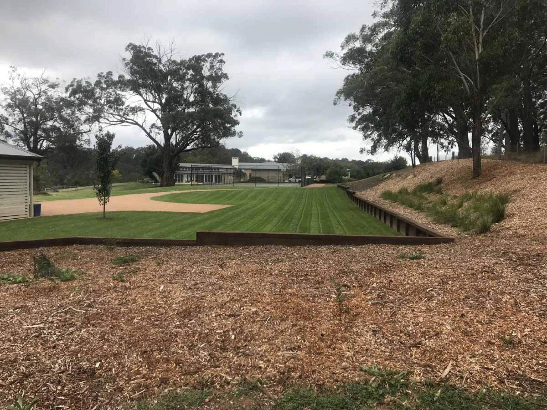 Save Time with Garden Edging and Enjoy More Lawn Moments