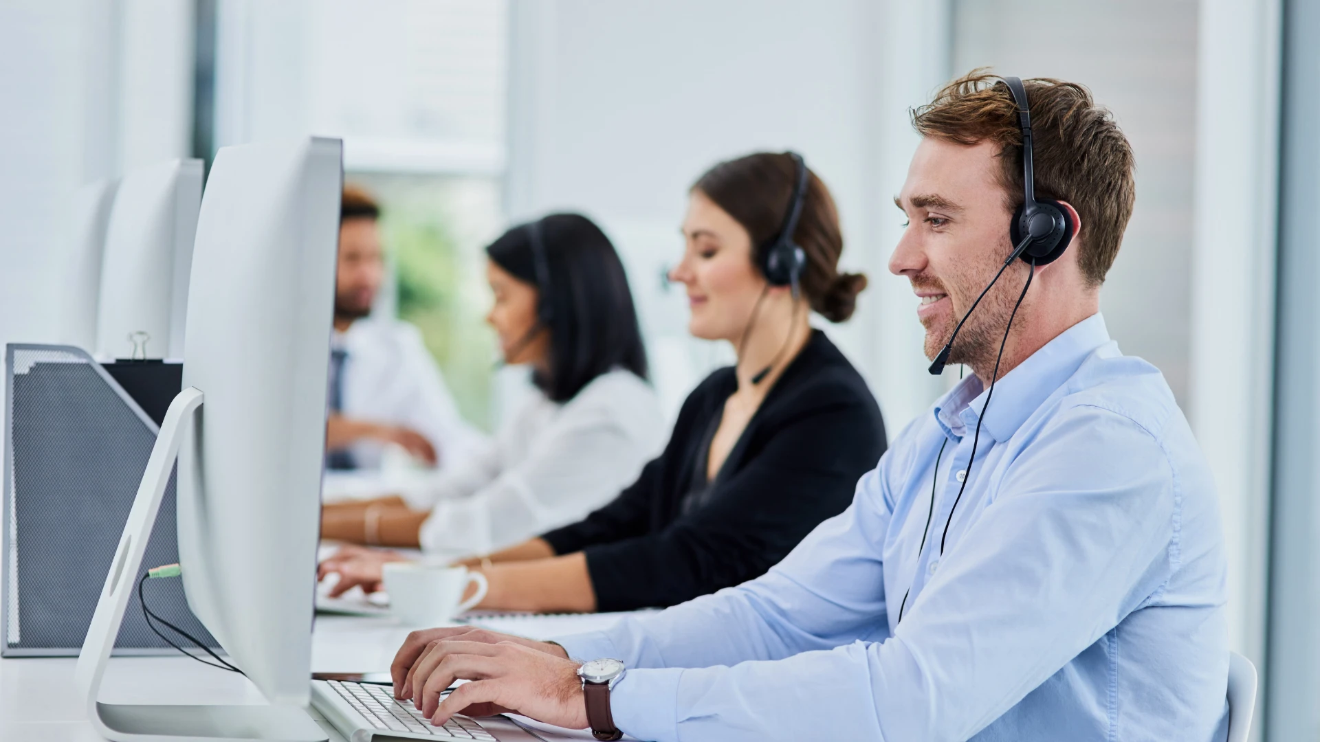 Complete List of Official Avg Contact Numbers in the USA – Full Detailed Guide