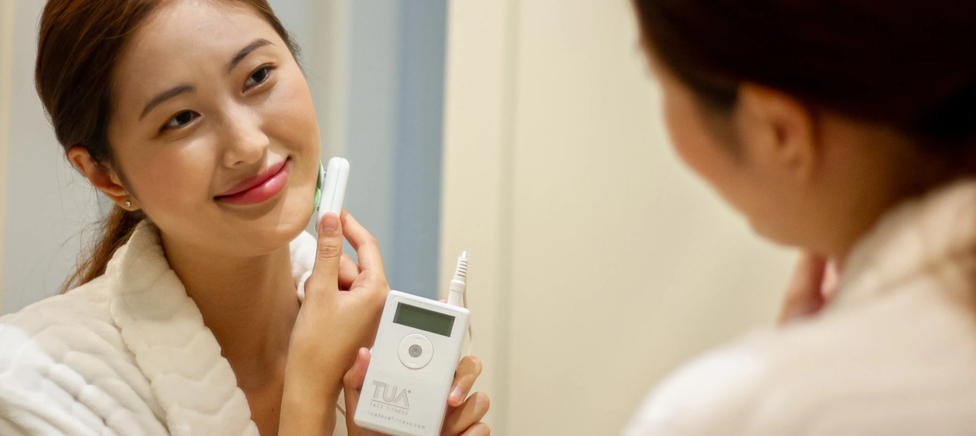 7 Mistakes People Make When Using Skincare Devices (And How to Avoid Them)