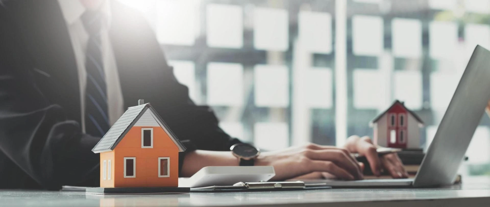 Dubai Golden Visa for Investors | Investment-Based Residency in UAE 2025