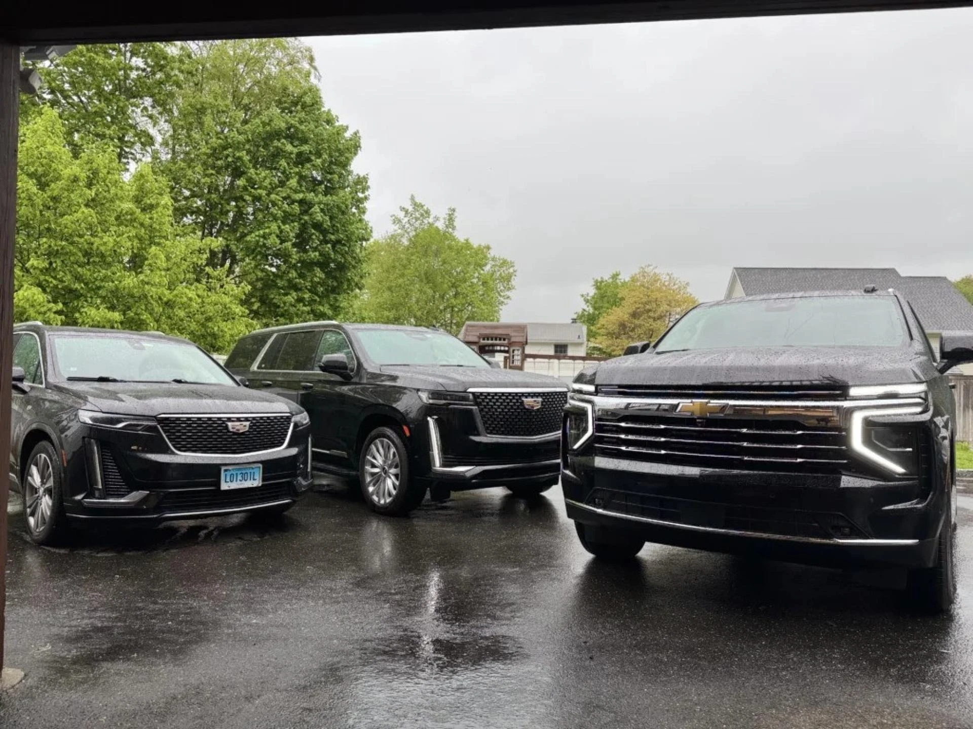 Tweed New Haven Airport or LaGuardia: Affordable Limo Service