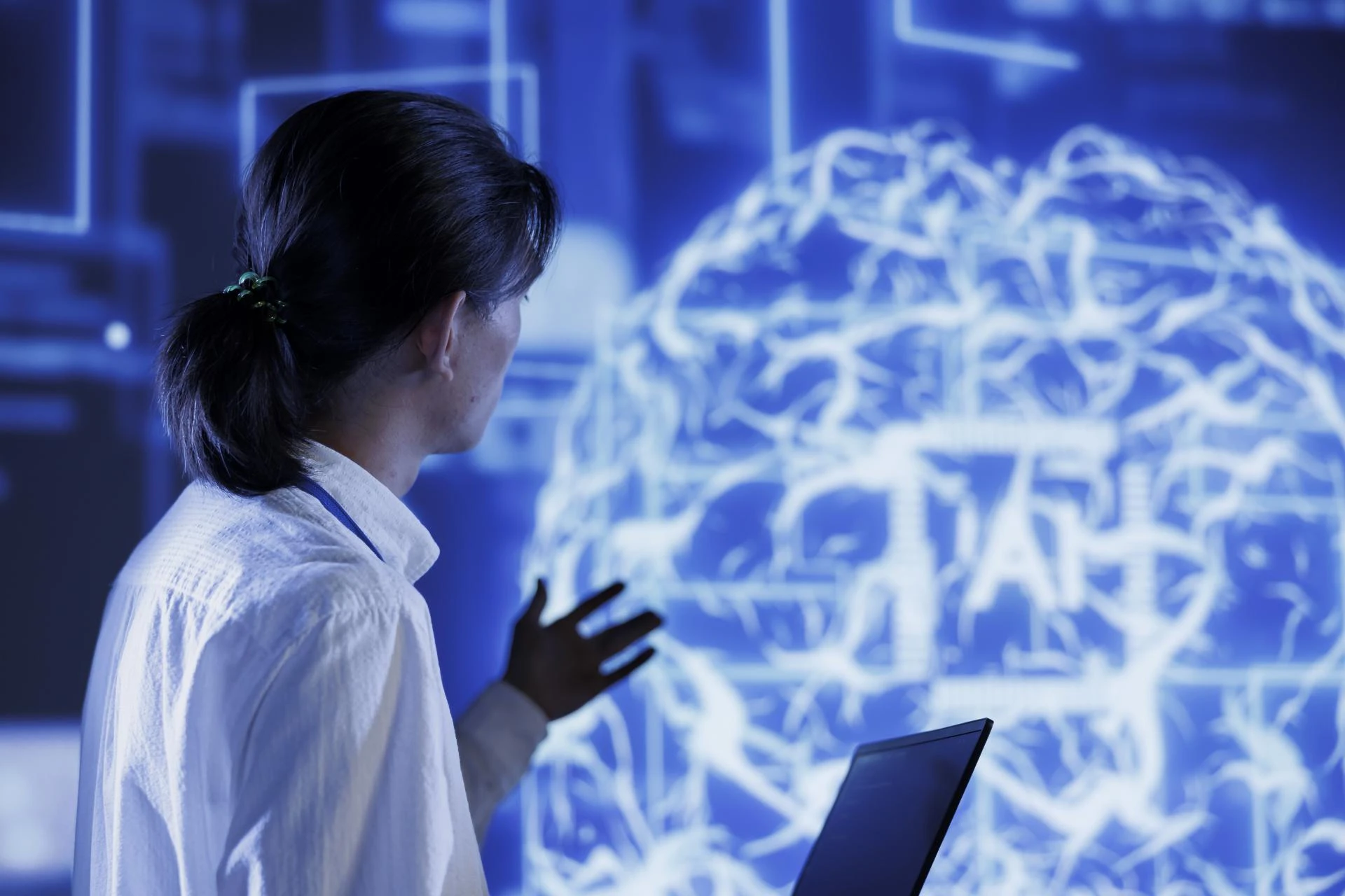 Top 6 AI Companies Leading Innovation in 2025