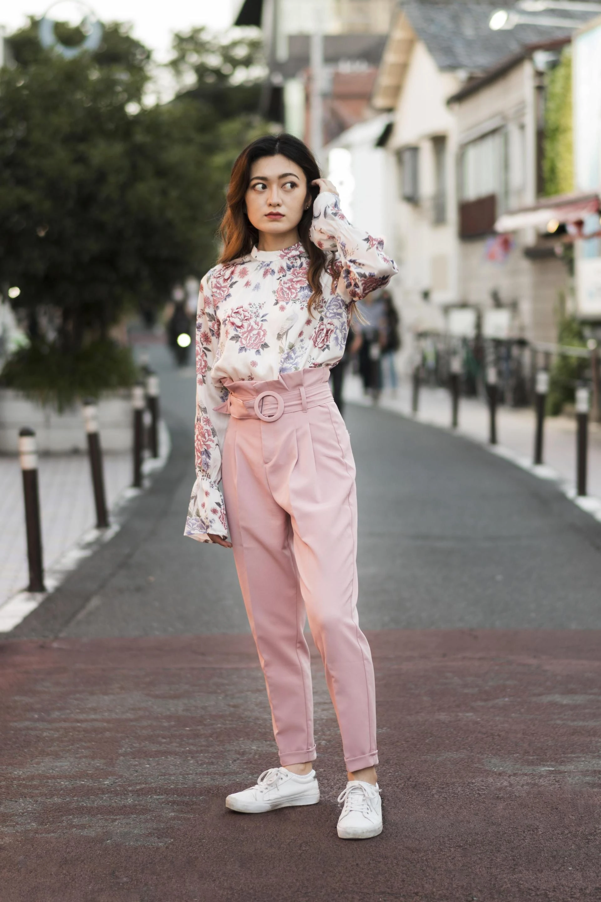 How to Style 2-Piece Summer Suits for Casual & Formal Events in Pakistan?