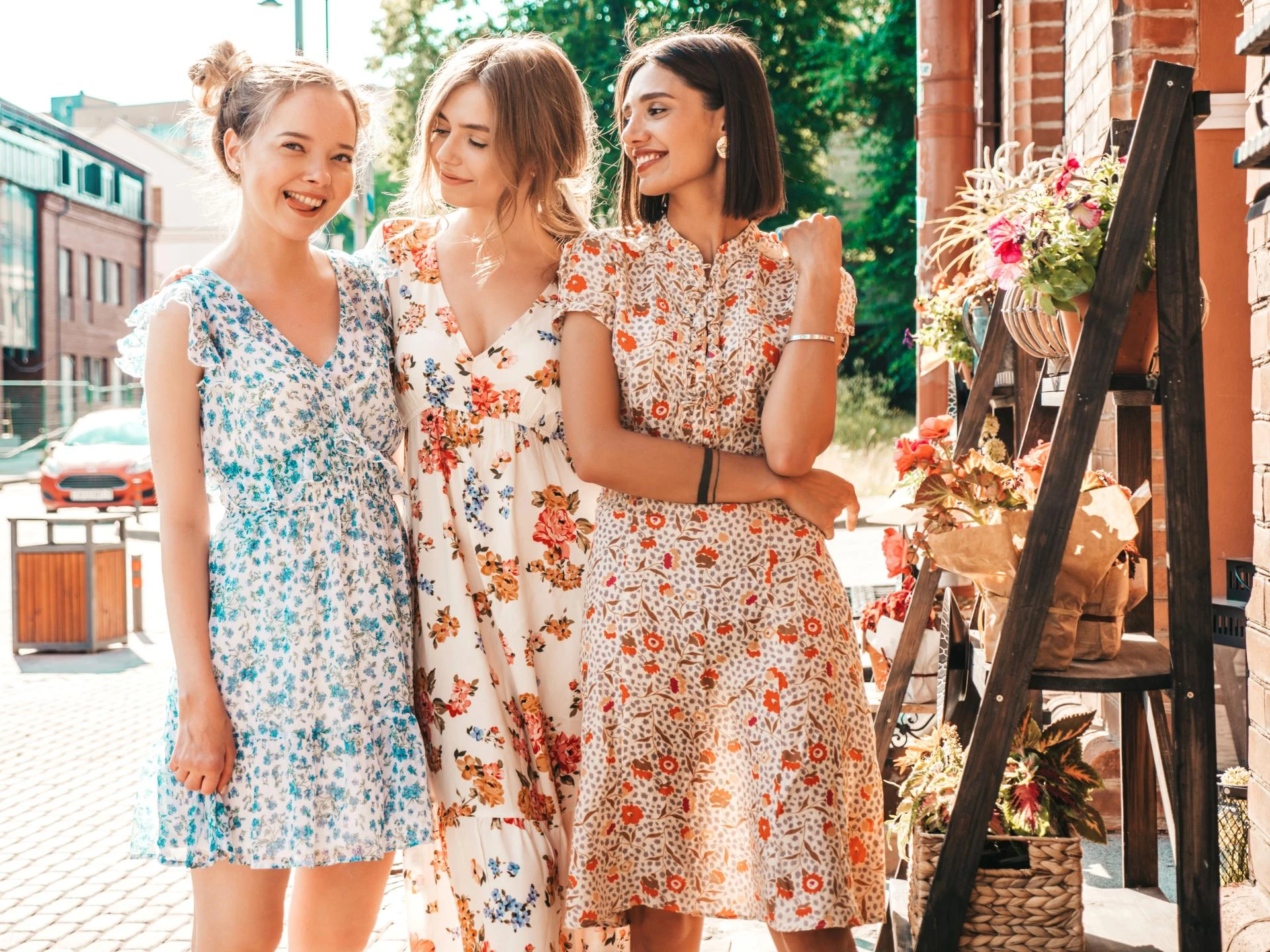 Which Colors Are Trending in Festive Pret for Summer Weddings?