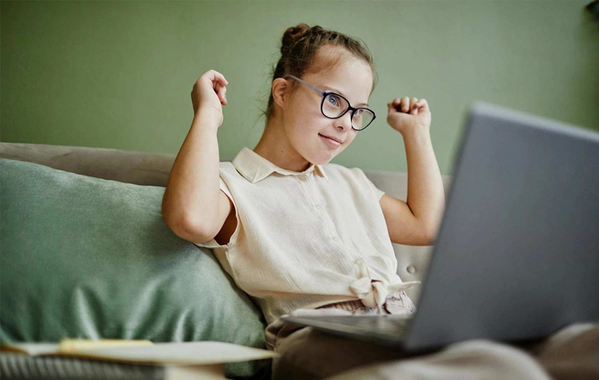 Understanding Neurodivergence in Adulthood: Symptoms, Traits, and Signs