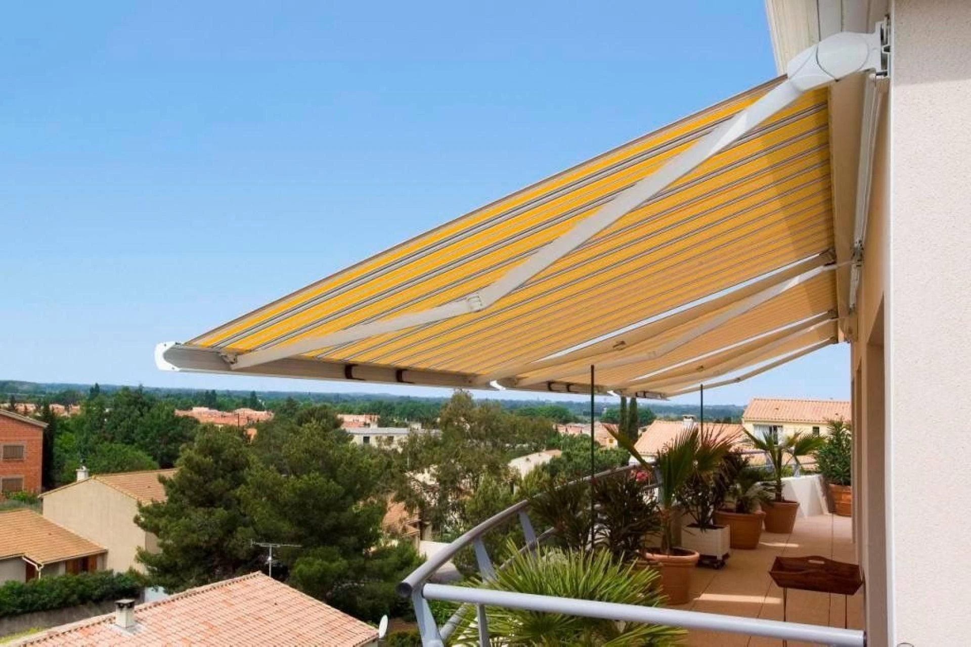 Discover The Value and Advantages of Custom Glass Pergola Roof in Melbourne