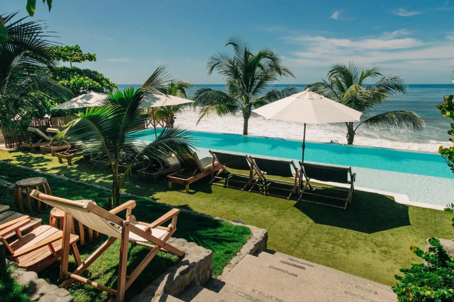 Best Surf Resorts in El Salvador: Your Ultimate Surf Retreat Experience