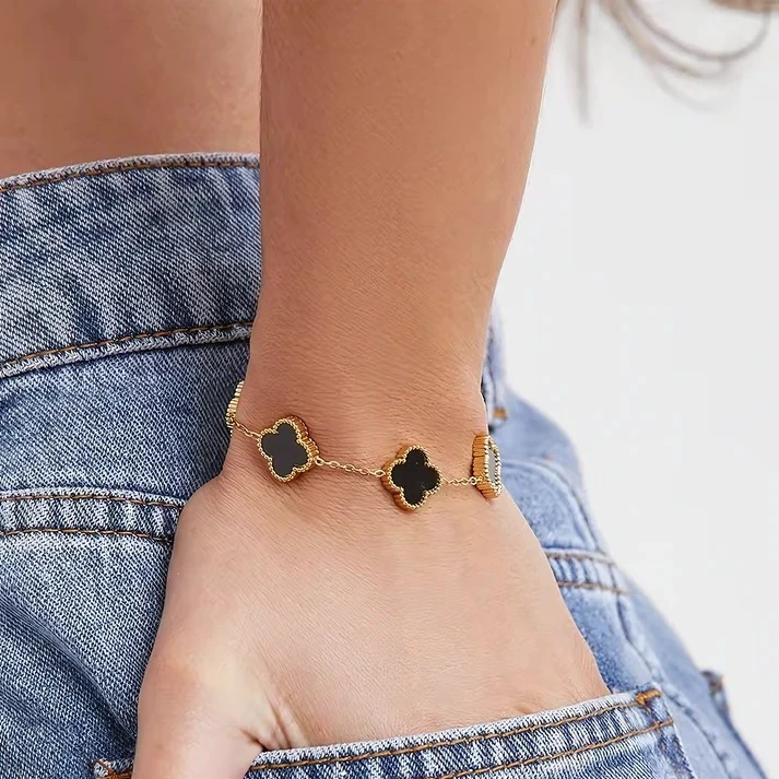 Elegant Style Meets Comfort: Bracelet for Women Adjustable