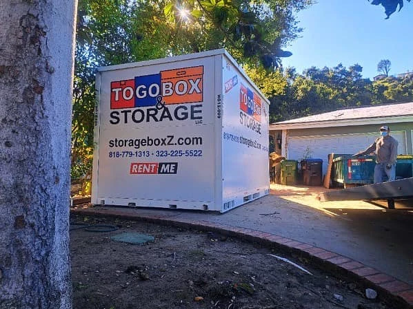 A beginner's guide to choosing the right self-storage unit in Santa Clarita