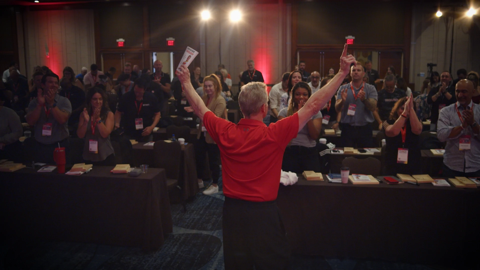 How Team Building Speakers Help Solve Workplace Conflicts Fast?