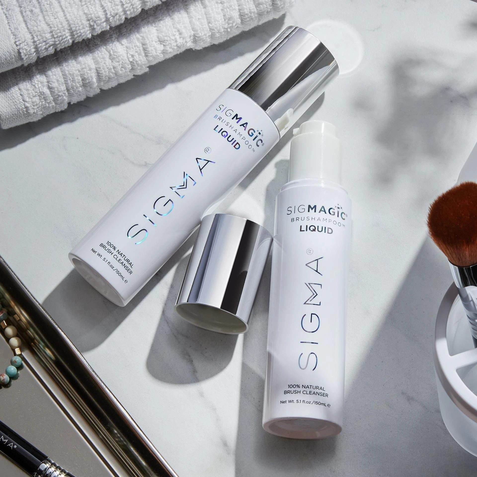 How to Properly Care for Beauty Brushes During the Semester