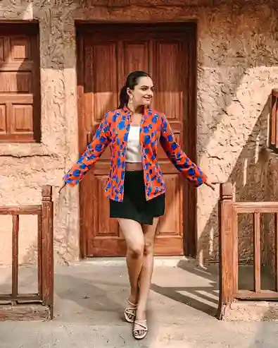 Travel-Friendly Jackets for Women That Pack Light & Look Stylish