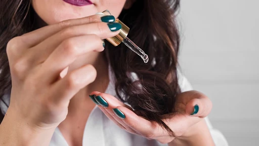 Soothe Your Scalp Woes - Guide To Scalp Serum For Dry Scalp