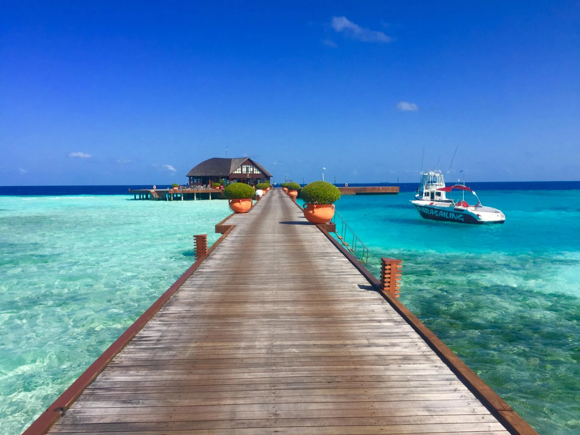 Reefs, Rides, and Thrills: An Adventurer's Maldives 2025 Getaway 