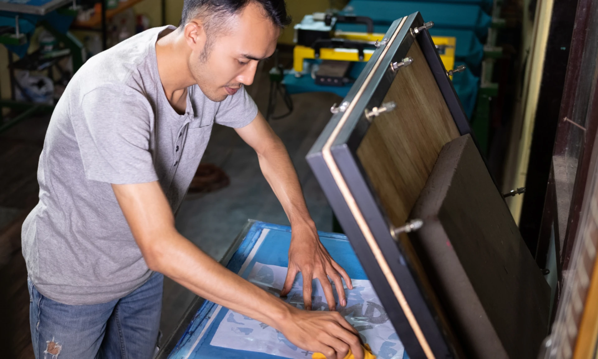 High-Quality Sticker Printing in Dubai for Every Business