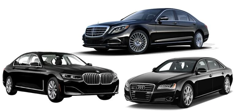 Hire a Luxury Car in Melbourne and Travel in Style 