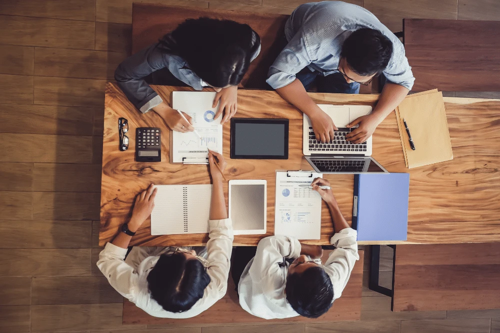 How can a project delivery consultant ensure your project stays on track?