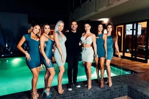 How Do I Find a Girlfriend When Nothing Seems to Work?