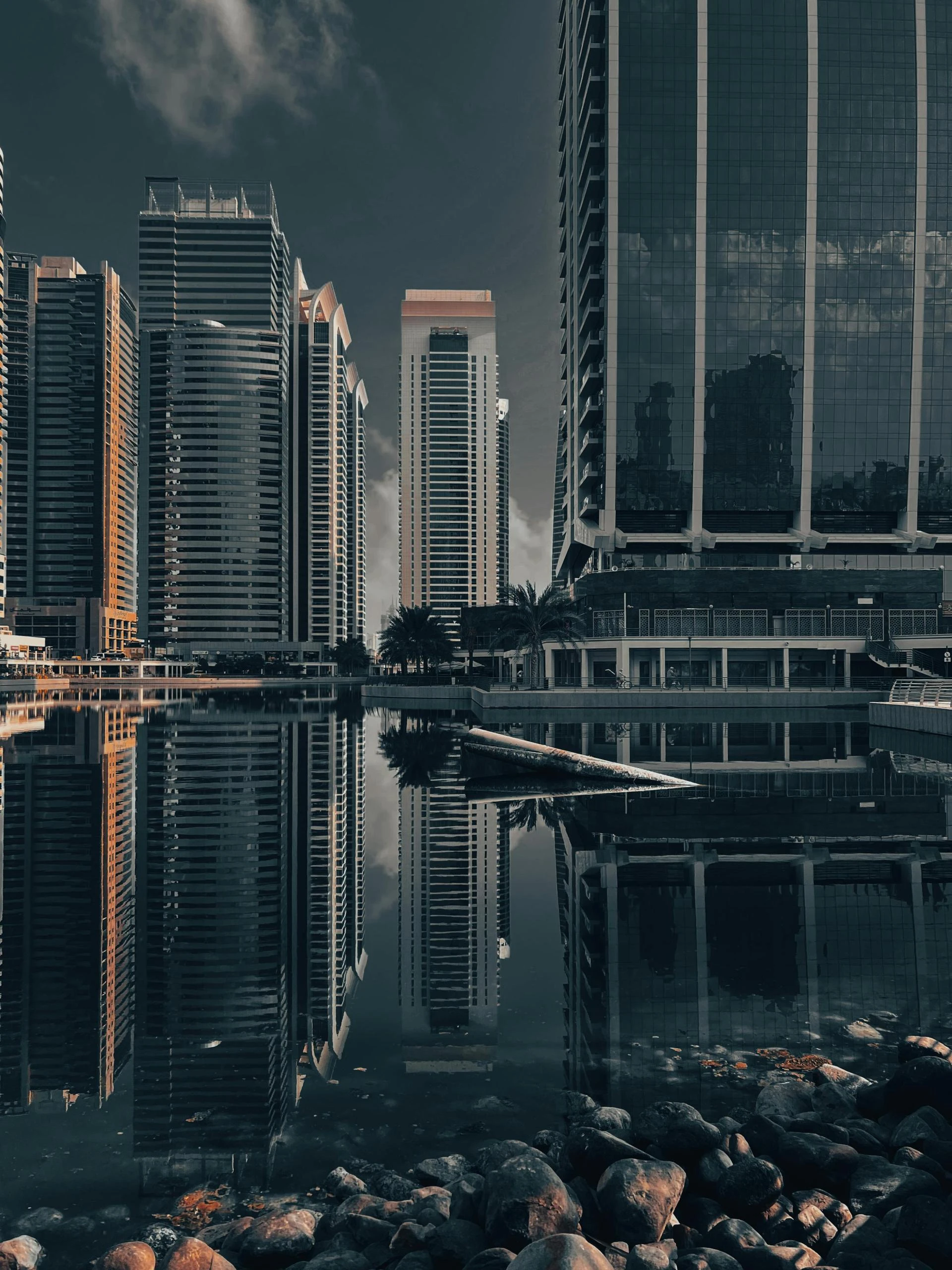Top Hotels in Jumeirah Lake Towers (JLT)
