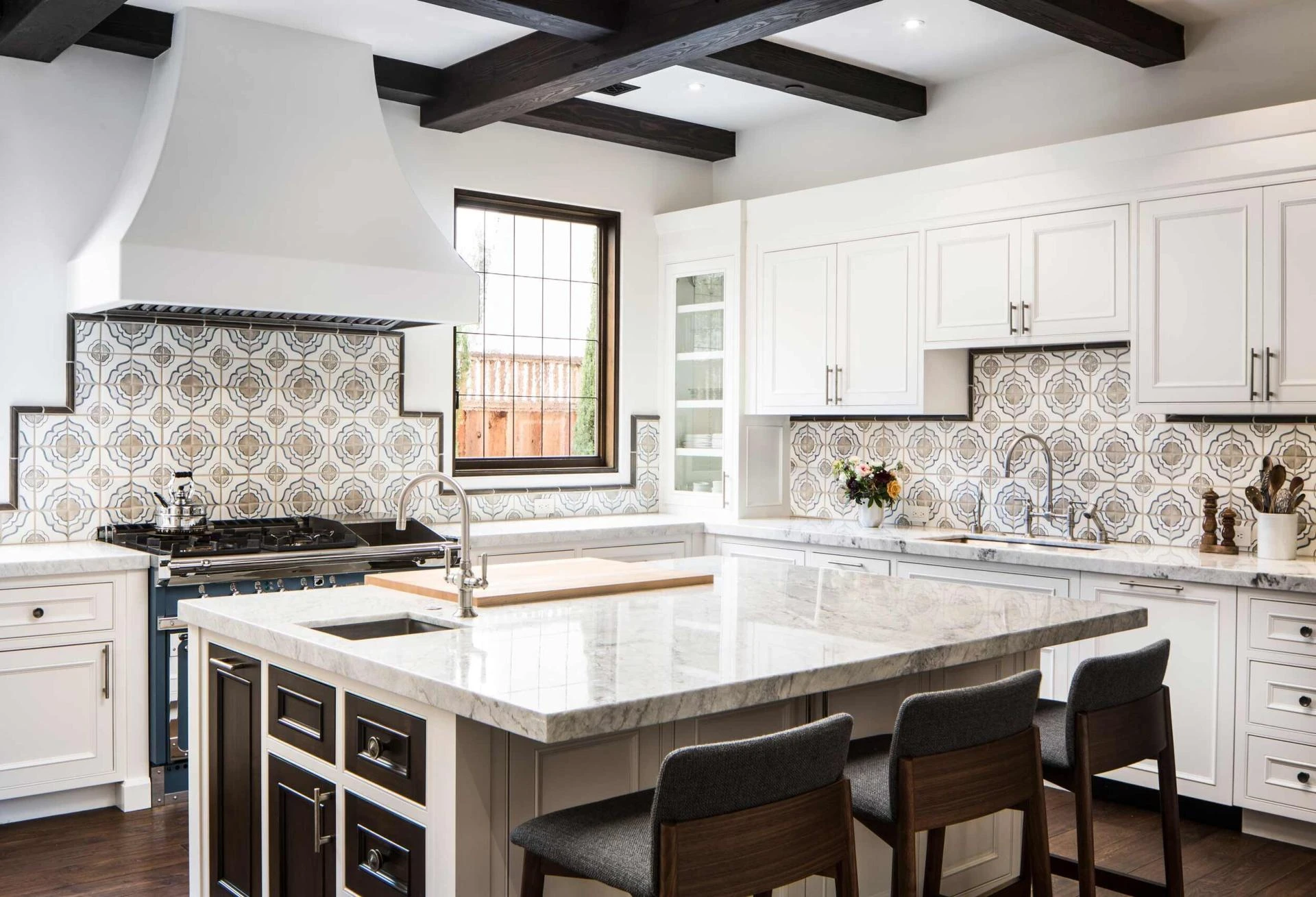 5 Fire-Resistant Materials Defining Wildfire-Safe Luxury You Must Know! 