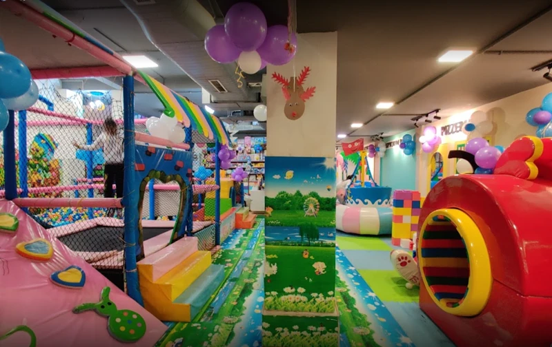 Adventure and Trampoline Parks for Kids in Gurgaon: A World of Indoor Fun