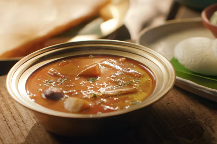 Curry Powder vs Garam Masala: What’s the Real Difference & When to Use Each