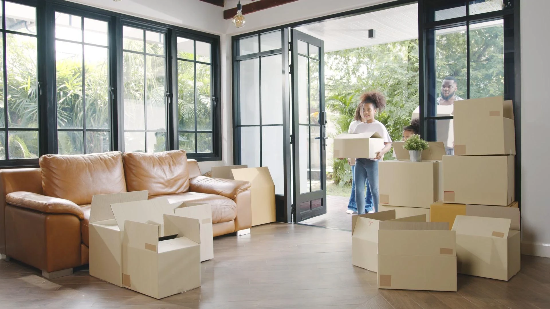 Earning Steady Returns Through Private Lending Investment in Canada