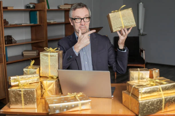 How Do Corporate Xmas Gifts for Clients Influence Business Relationships?