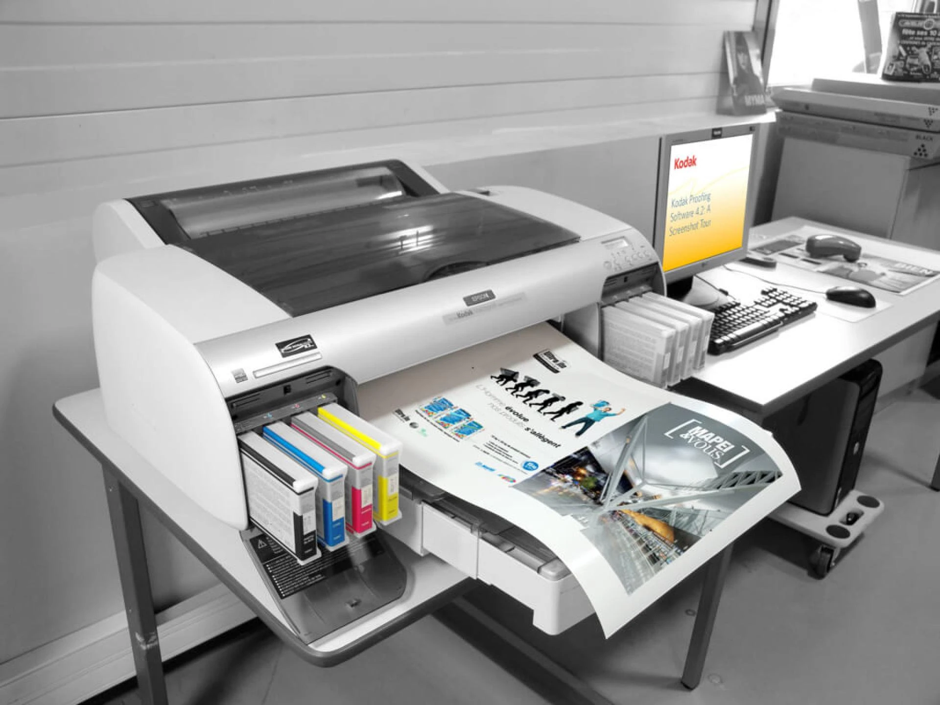 Screen Printing vs Digital Printing: Which Is Right for Your Custom Apparel Project?