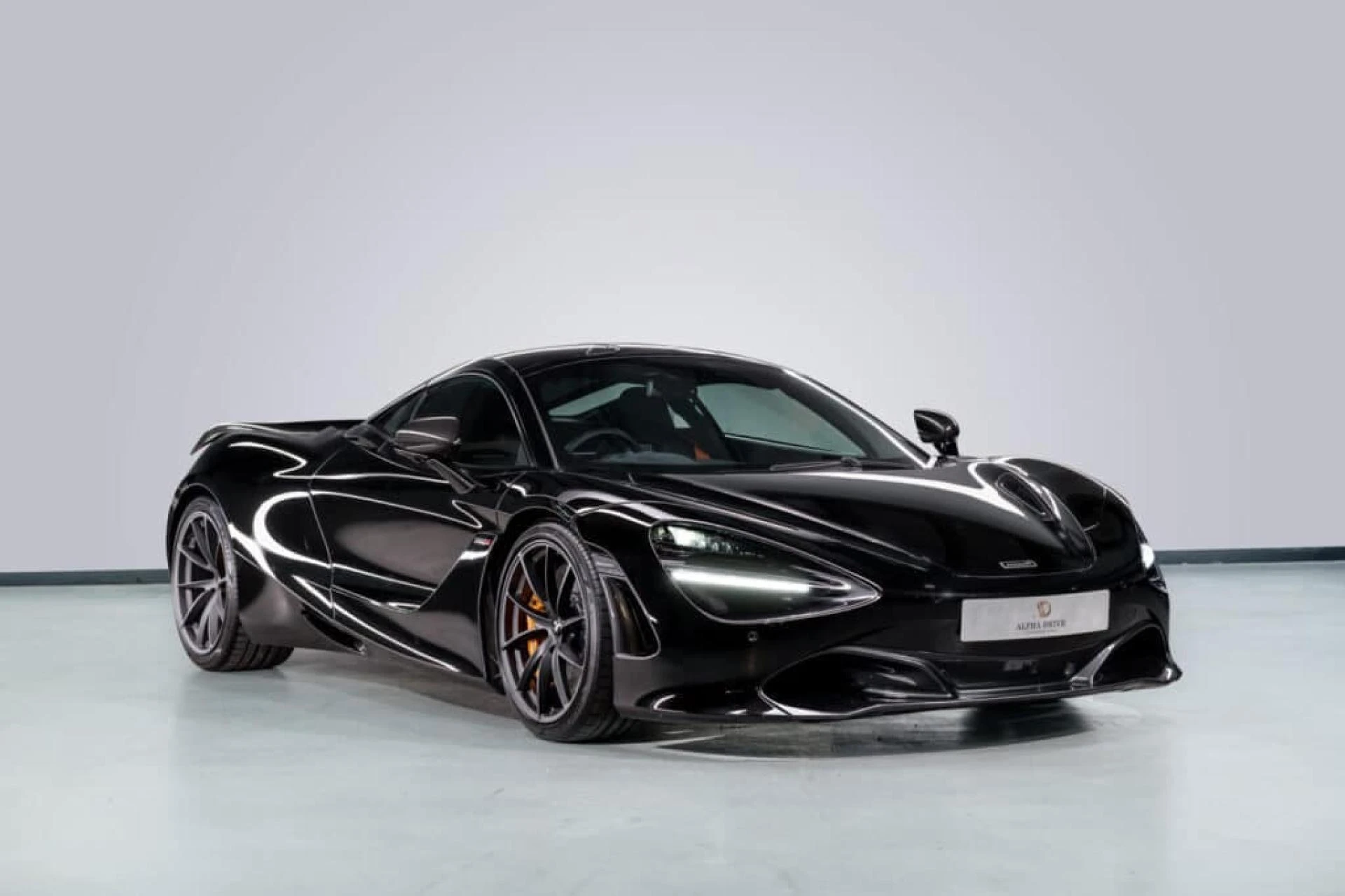 Experience Luxury Through Supercar Rental UK Deals