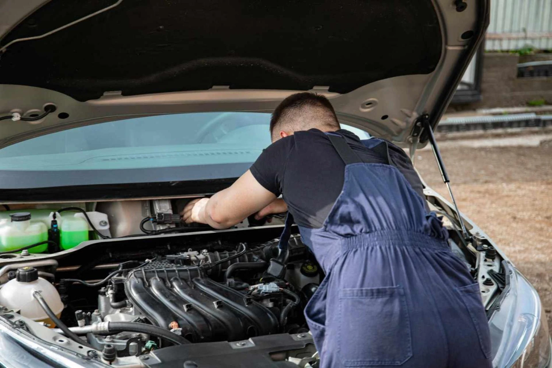 Guide to Selecting a Trustworthy Car Mechanic