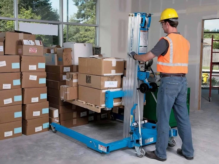 7 Signs It’s Time to Upgrade Your Material Lifting Equipment