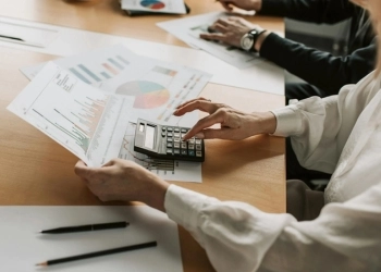 Outsourcing vs. Hiring: What’s Better for Growing Accounting Firms?