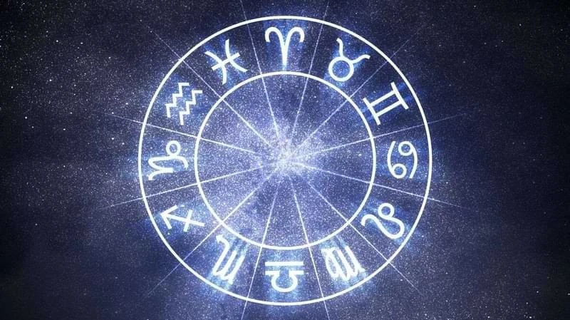 Signs You Need Guidance from the Best Astrologer