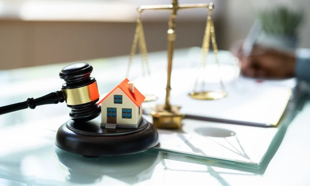 Complete Guide: How to Choose the Best Property Lawyer