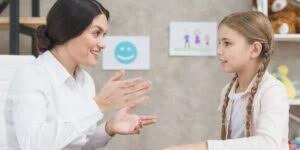 Caroline Goldsmith Helps Clients Heal from Grief and Find Strength After Loss