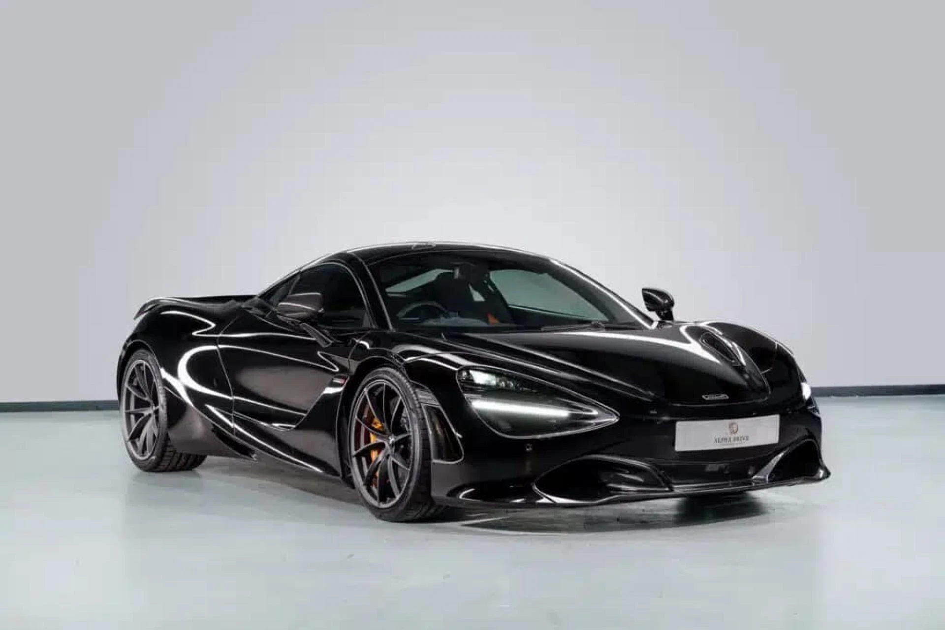 Why Hire McLaren 720s for the Ultimate Driving Thrill