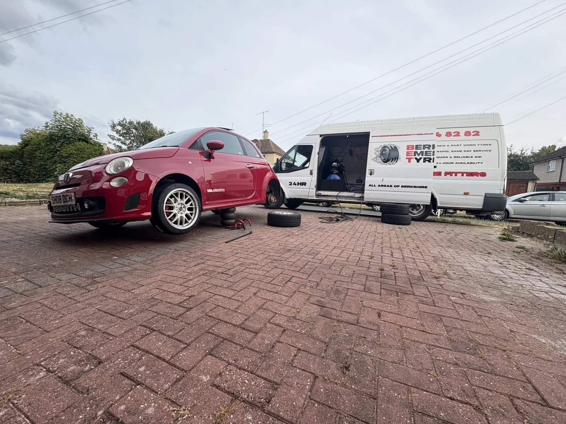 Reliable 24/7 Mobile Tyre Fitting Services Across the UK