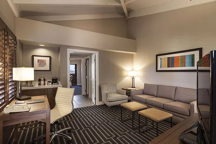 The Truth About Extended Stay Hotels: Are Furnished Homes for Rent a Better Deal?